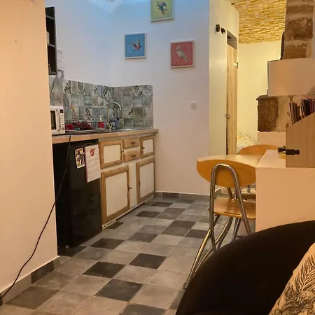 Lägenhet Secret , Cathedrale Saint Benigne Au Calme *