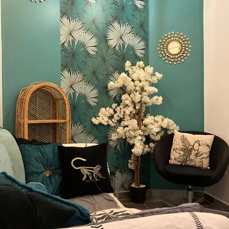 Secret , Cathedrale Saint Benigne Au Calme Apartment Dijon