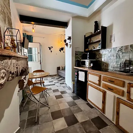 Apartamento Secret , Cathédrale Saint Benigne Au Calme