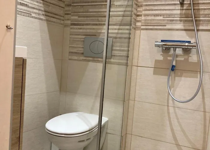 Apartment Secret , Cathedrale Saint Benigne Au Calme